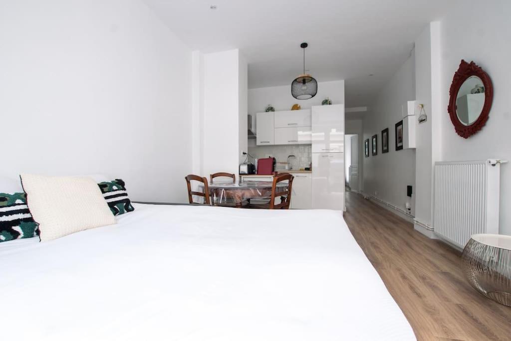 Hsh Traversiere-Boulogne-Billancourt I Appartement 4P Екстер'єр фото